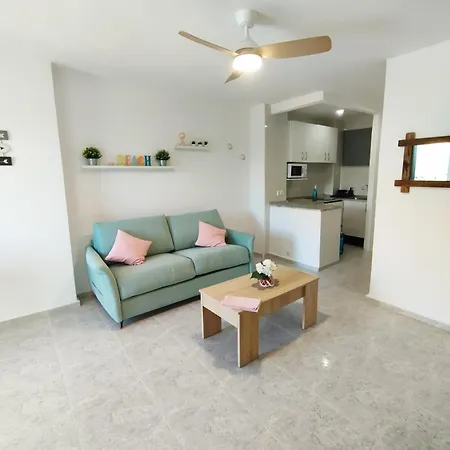 Aguila Apartment *
